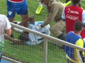 Dois jogadores da mesma equipe se agridem durante partida; PM contém briga