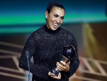 Marta recebe homenagem no Fifa The Best 2023