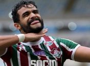 Corinthians acha Dourado caro, nega Gilberto e diz ter novo nome para a 9