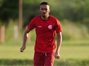 CSA anuncia contratação do volante Jhonnatan para sequencia da Série B
