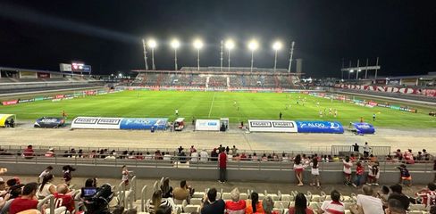 Poucos torcedores na partida entre CRB x Chapecoense