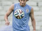 Aos 38 anos, Diego Forlán negocia com clube norueguês e pode voltar ao futebol