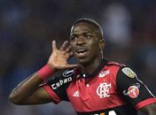 Vinicius Jr., do Fla, não vai se transferir para o Real Madrid no meio do ano, diz jornal