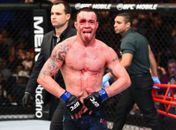 capaesporteslance!  LANCE! Astro do UFC revela ameaça por "líder de favela" no Brasil Polêmico lutador falou sobre ameaça sofrida e ainda criticou policias brasileiros: "Todos corruptos"; Colby encara Rafael dos Anjos pelo co-main event do UFC 224, no Rio de Janeiro TATAME 5 ABR	2018	18h02 atualizado às 18h22  separator15COMENTÁRIOS Em outubro do ano passado, Colby Covington se tornou "odiado" pela torcida brasileira no UFC São Paulo, após vitória sobre Demian Maia. "Chaos" chamou o país de "lixo" e a população de "animais imundos". Cerca de sete mestes depois, no dia 12 maio, o norte-americano retorna ao Brasil para disputar o cinturão interino dos meio-médios com Rafael dos Anjos, no UFC 224 - o confronto, porém, ainda não foi oficializado pela franquia. Segundo o lutador, a prioridade na negociação para fechar a luta foi o fator "segurança".  SAIBA MAIS Fight Nights Global 'cancela' evento no Brasil com Maldonado x Krylov  Khabib e Holloway discutem em coletiva antes do UFC 223  Ferguson questiona perda de cinturão e desabafa: 'Fiquei chocado'  Lutador de MMA é assassinado na frente de esposa e filho  Khabib revela que 'pediu' McGregor ao UFC, após lesão de Ferguson   Colby voltou a falar mal do Brasil e discutiu sobre a sua segurança antes do UFC 224, no Rio (Foto: Divulgação/UFC) Colby voltou a falar mal do Brasil e discutiu sobre a sua segurança antes do UFC 224, no Rio (Foto: Divulgação/UFC)