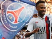 Neymar comemora gol em volta ao PSG: 'Deus é bom o tempo todo'