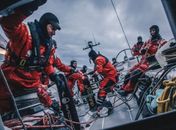 Tripulante cai no mar durante a Volvo Ocean Race e está desaparecido