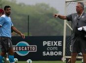 Com ação de Scarpa na Justiça e interesse de Dourado em sair, Flu vê risco de desmanche aumentar