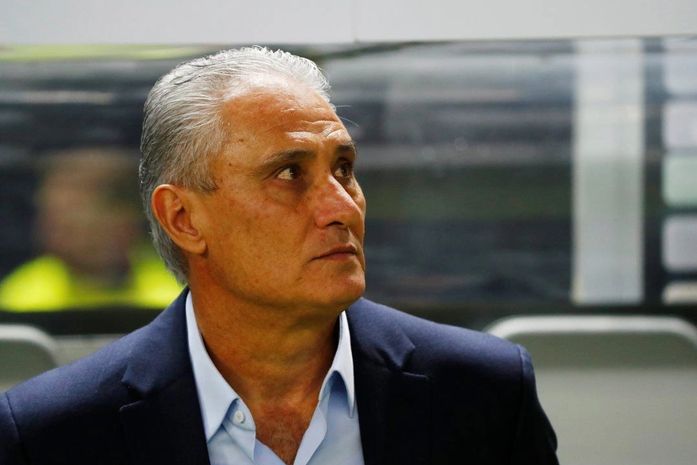Tite não está mais no clube, mas, ainda sim, aguarda pagamento (Foto: Fabrizio Bensch/Reuters)