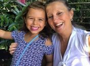 Júlia com a avó, Lucia