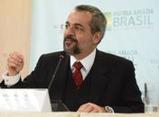 Após ofensas de Ministro da Educação, Portuguesa responde nas redes sociais