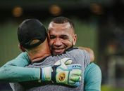 Everson pediu para ser negociado com o Santos; goleiro Richard cotado para o Alvinegro