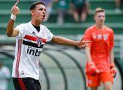 Guilherme Matheus celebra bom desempenho em seu último ano como atleta sub-17