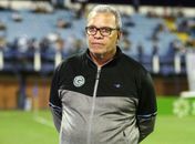 Hélio dos Anjos durante o jogo na Ressacada (Foto: Jamira Furlani/Avaí FC)