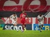 CRB desperdiça chances e fica no empate com 
o Operário em casa
