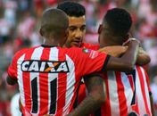Renan Oliveira em ação pelo CRB