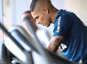 Flamengo avalia se rescinde ou suspende contrato de Guerrero até recurso ser julgado na Fifa