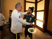 Neymar se apresenta para os amistosos da Seleção Brasileira