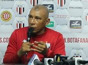 Hemerson Maria supera marca de 350 jogos como técnico profissional