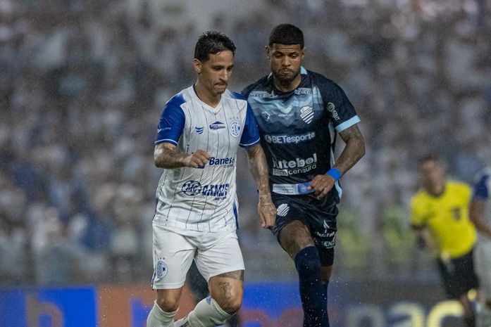 Copa do Nordeste: CSA perde para o Confiança e fica fora da decisão 

