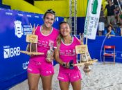 Rafaella Miiller e Patrícia Diaz brilham, derrubam melhor dupla do mundo e conquistam o título do Pure Beach, na Praia do Francês