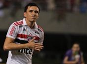 Honrado com aplausos da torcida após boa atuação e primeiro gol, Pablo comemora início pelo São Paulo: “Alegria imensa”