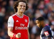 Jornal inglês escala David Luiz na seleção dos "covidiotas" por furar quarentena; jogador nega