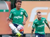 Palmeiras oficializa a contratação do lateral Marcos Rocha