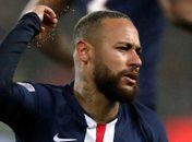 Neymar se recusou a treinar no PSG após não ter sido relacionado para jogo, diz jornal