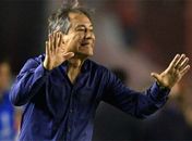 Algoz do Flamengo, técnico deixa o Independiente após ser ameaçado pela torcida