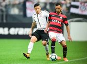 Aplaudido, Carille dá méritos ao Vitória e pede “cabeça erguida”