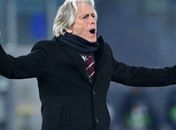 Jorge Jesus não dá coletiva, e Benfica nega mal-estar do técnico com os jogadores