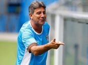 Musa da Banheira do Gugu revela 'técnica do xampu' de Renato Gaúcho no sexo anal