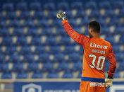 Com fratura na mão, goleiro Bruno Brígido passa por cirurgia bem-sucedida em Portugal