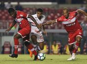 São Paulo derrota o CRB e abre vantagem na partida de ida da Copa do Brasil
