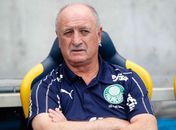 'Pressão existe, vai existir e deve existir pelos resultados', diz Felipão