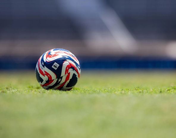 Selaj inicia tratamento anual do gramado do Estádio Rei Pelé visando a temporada 2026