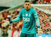 Com entorse no joelho, Diego Alves vai desfalcar Flamengo contra o Goiás