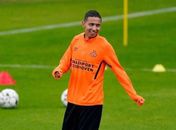 Mauro Júnior voltou ao PSV após temporada emprestado