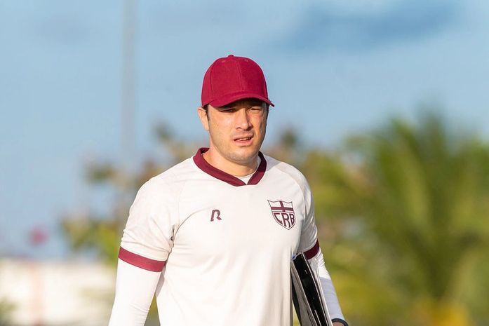 Bruno Pivetti deixa o CRB