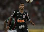 Pedrinho negocia para trocar Corinthians pela França em 2020