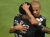 Sanchez será reavaliado nesta sexta pelo Santos após torcer o joelho