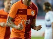 Flamengo faz proposta de R$ 22 milhões pelo zagueiro Maicon, do Galatasaray