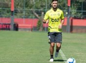Flamengo pretende relacionar Arrascaeta e Ribeiro para sacrifício contra o Emelec
