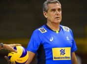 Zé Roberto lida com incertezas na Seleção e vê Tifanny 'com nível'