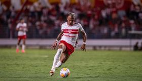 CRB negocia Léo Pereira em definitivo com clube da Bulgária
