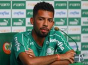 Matheus Fernandes diz que torcida do Palmeiras o impressionou na arena