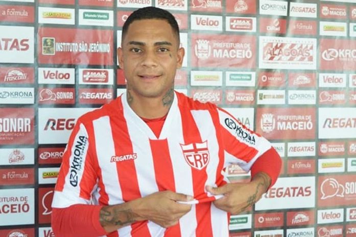 De olho no G-4, Bryan comemora vitória em casa do CRB e foca em confronto direto com o Coritiba