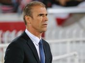 Vasco desmente zagueiro Rodrigo e repudia agressão ao técnico Milton Mendes