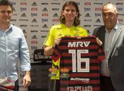 Com Filipe Luis, Flamengo encerra ciclo de contratações e 'fica devendo' centroavante