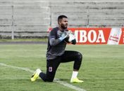 CSA anuncia contratação de goleiro Thiago Rodrigues, ex-Paraná